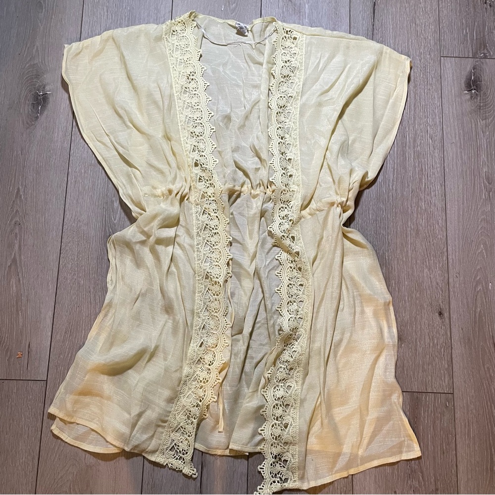 Melrose and Market Yellow Sheer One Size Rayon Blend Lace Trim Top Cover up